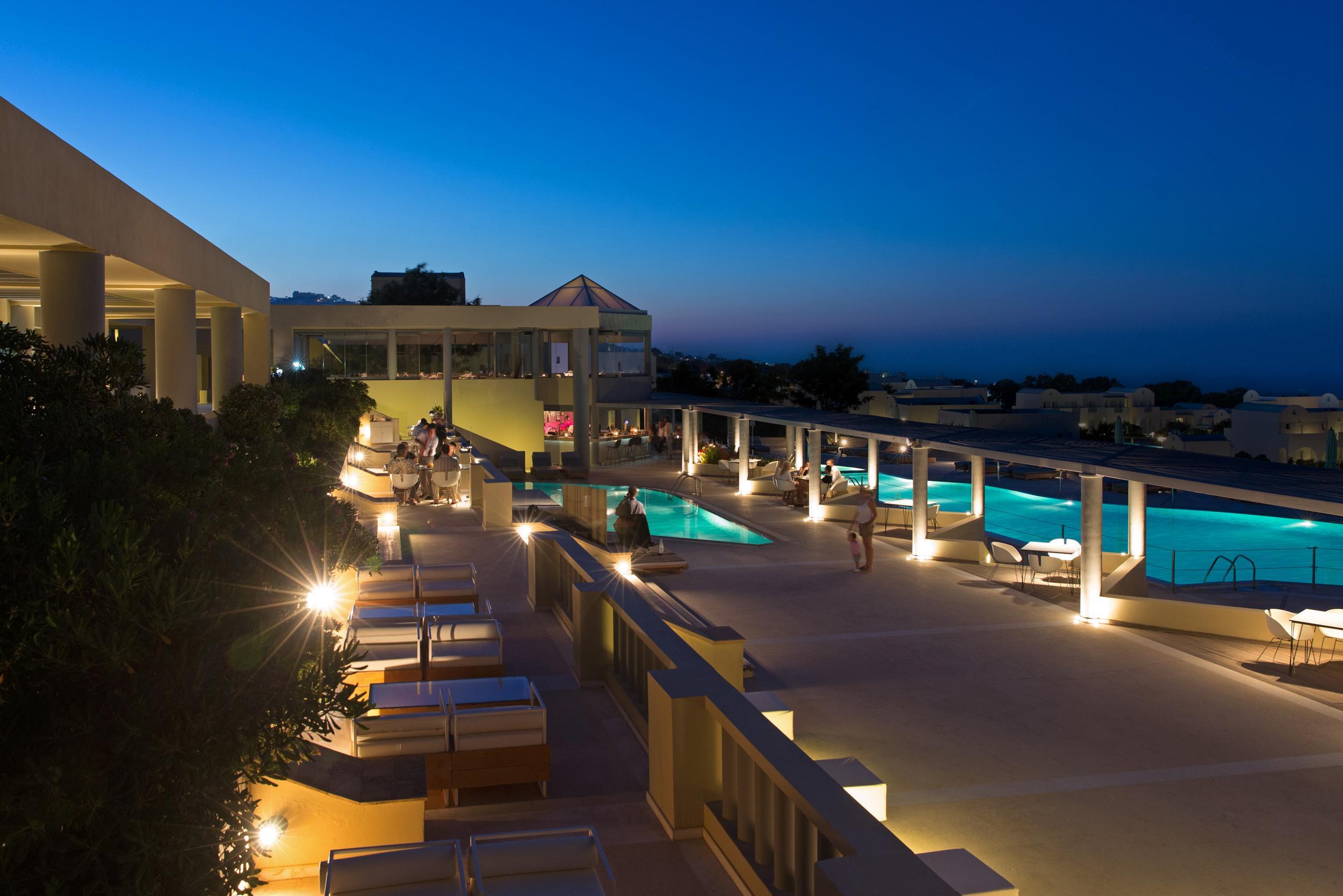 The Majestic Hotel Фира Екстериор снимка